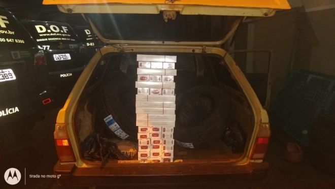 DOF apreende veículo carregado com pneus e cigarros do Paraguai