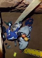 Homem cai em buraco de 2 metros de profundidade aberto na rodovia 262