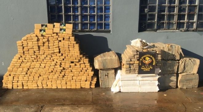 Polícia intercepta quase 700 kg maconha a caminho de RS 