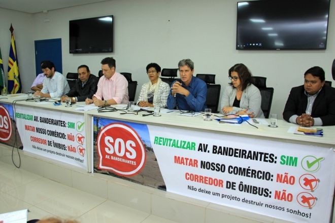 Audiência pública debate sobre implantação de corredor de ônibus na Avenida Bandeirantes