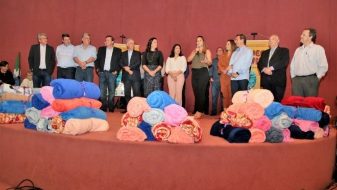 Campo Grande recebe 13 mil cobertores do Governo para distribuir entre as famílias em vulnerabilidade