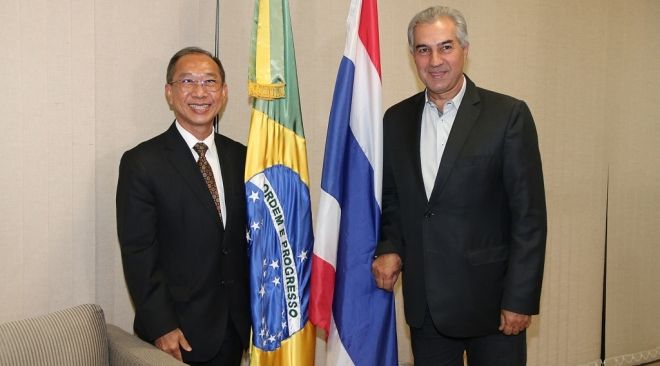 Reinaldo Azambuja recebe embaixador do Reino da Tailândia no Brasil