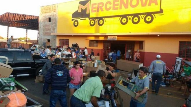 Incêndio destrói depósito em Nova Andradina