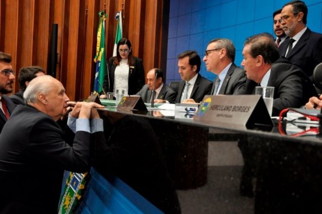 Oito projetos devem ser apuradas durante a Ordem desta ter&ccedil;a-feira (6).