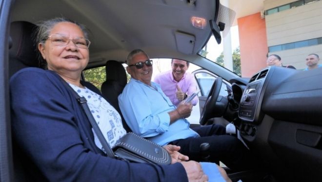 Morador do Tarumã ganha carro zero km no sorteio do IPTU