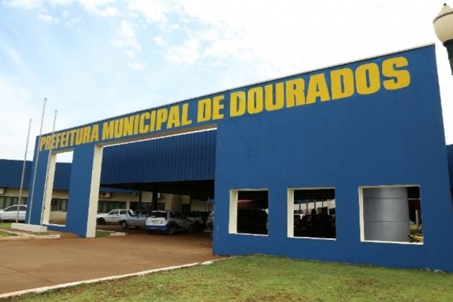 Prefeitura de Dourados paga funcionários públicos 