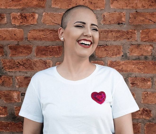 Vítima do Câncer de mama explica como superou depressão após tratamento