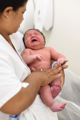 Bebê de 5,5 kg nasce em Ponta Porã 