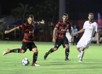 Vitória 3 x 0 Corumbaense