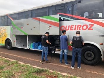 Traficante é preso com maconha em ônibus