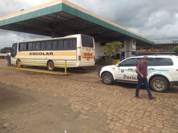 Ônibus escolares são apreendidos em Bandeirantes 