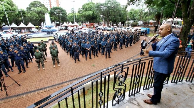 Governo aumenta o número de policiais para reforçar a segurança da população