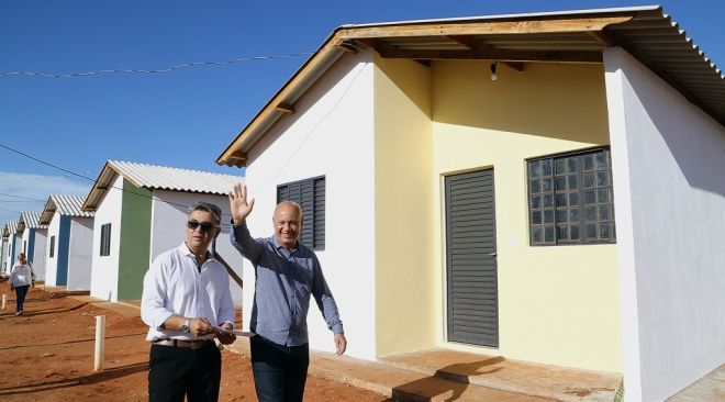 Mais 23 famílias realizam sonho da casa própria
