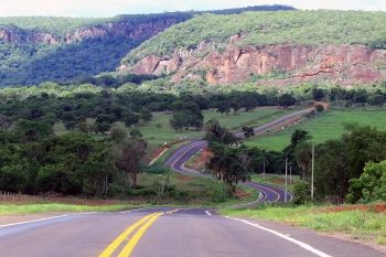 Asfalto da Estrada de Piraputanga impulsiona turismo e economia local