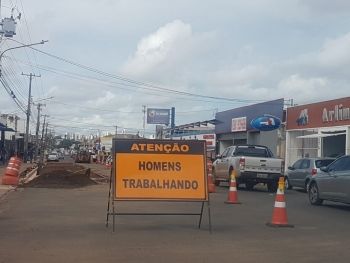 Obras na Avenida Bandeirantes continuam com interdições