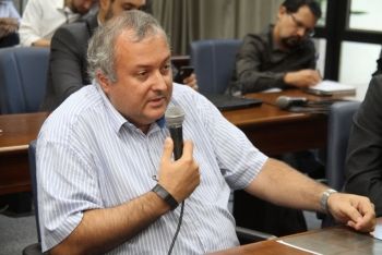 Consumidor Márcio Molinari denuncia na CPI da Energisa