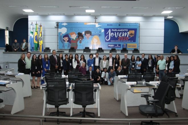 Jovens vereadores tomam posse na Capital e planejam propostas