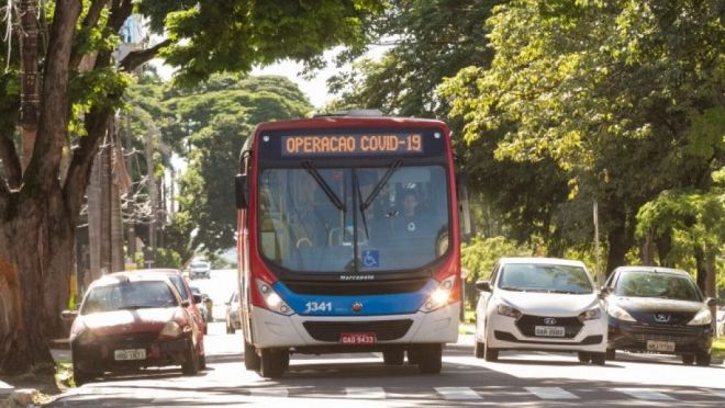Transporte coletivo da Capital ganha reforço para atender serviços essenciais