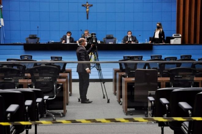 Suspensão de consignados é aprovada e segue à sanção do governador