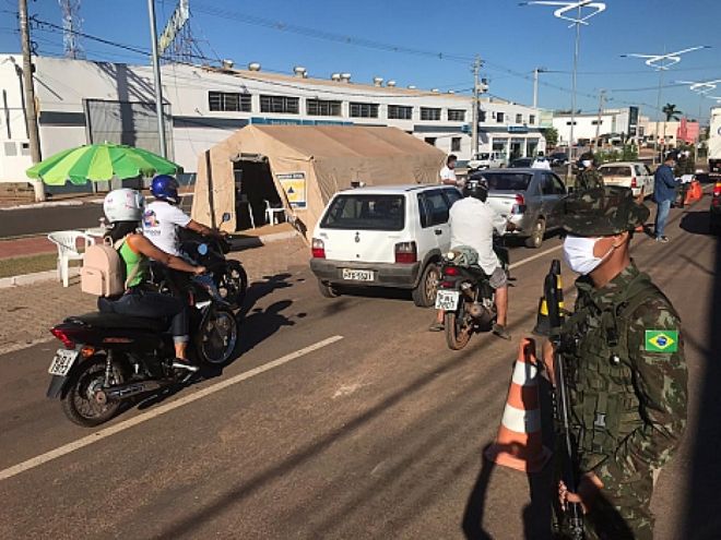 Exército brasileiro passa a apoiar barreiras sanitárias em Coxim