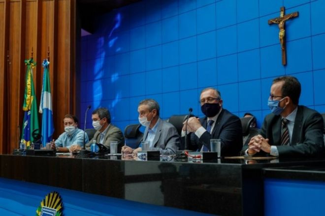 Assembleia acerta detalhes com governo e BB sobre consignados