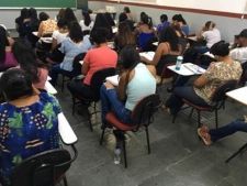 Quer entrar para o mercado de trabalho? faça cursos profissionalizantes com super desconto