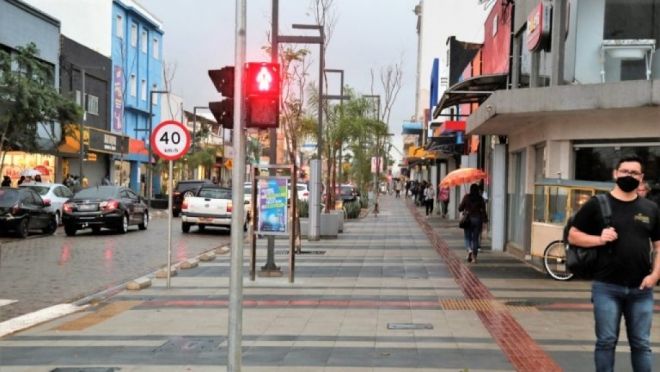 Prefeitura de Campo Grande autoriza lotação de até 60% no comércio