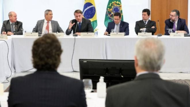 Vídeo da reunião ministerial com o presidente Jair Bolsonaro