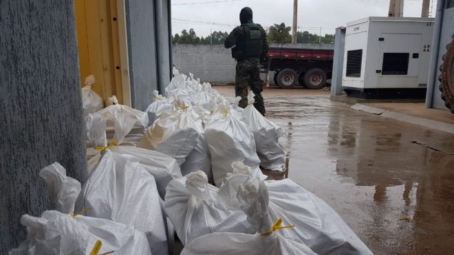 Ação conjunta apreende quase uma tonelada de Skank  