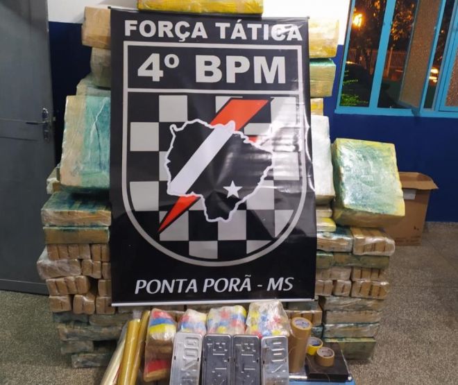 Polícia apreende  maconha e skank na Fronteira