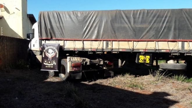 DOF recupera caminhão trator com semirreboque roubados