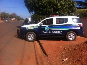 Policiais salvam bebê recém-nascido que estava engasgado