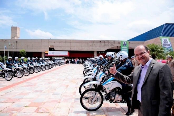 Barbosinha pede motocicletas para a segurança pública em Dourados