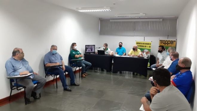 Federação e clubes decidem data de volta do Estadual