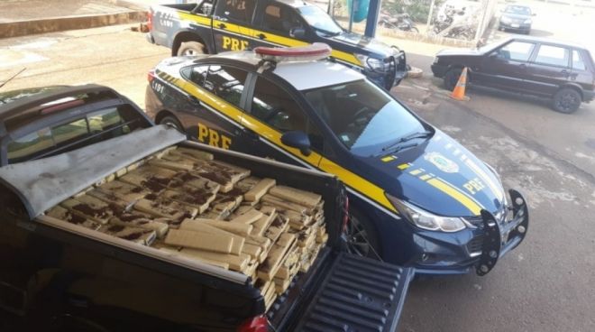 Caminhonete ‘recheada’ com maconha é apreendida 