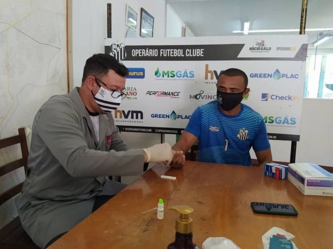 Goleiro França Operário Exames