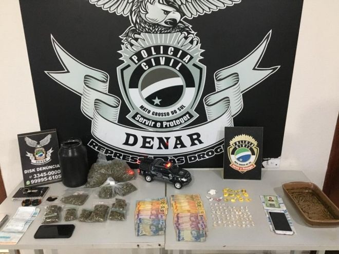 Polícia fecha duas bocas de fumo no Aero Rancho
