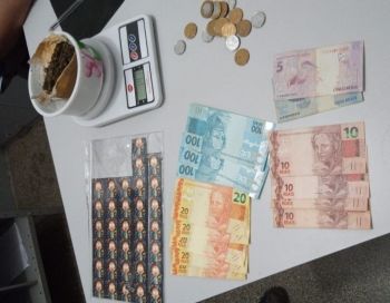 Casal suspeito de tráfico de drogas é preso 