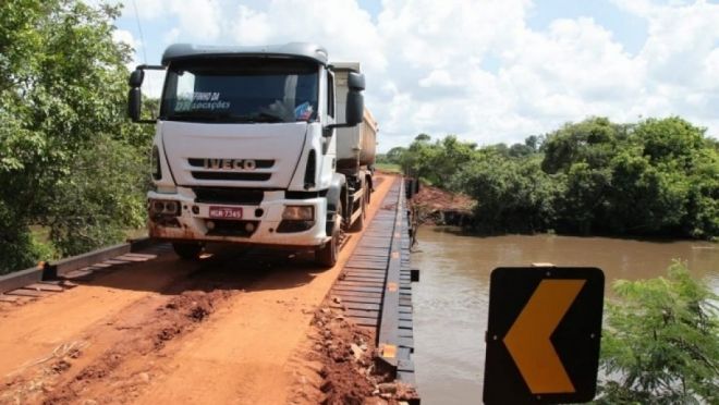 Nova ponte vai encurtar trajeto para escoar produção de soja 