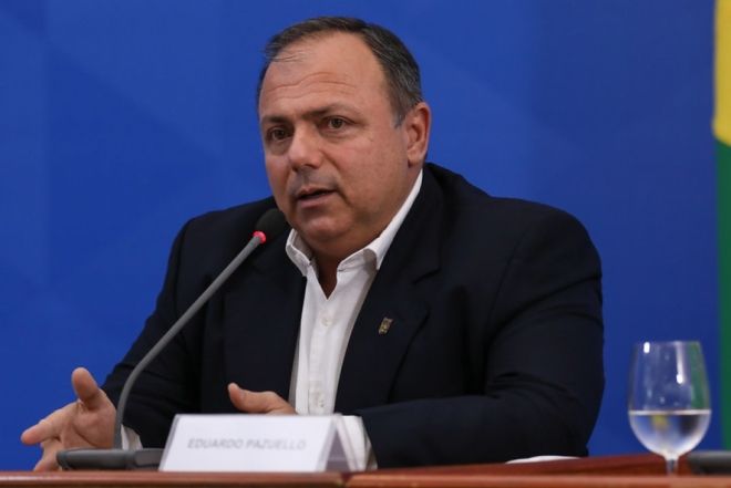 Ministro da Saúde anuncia compra de 100 milhões de doses de vacina do Instituto Butantan