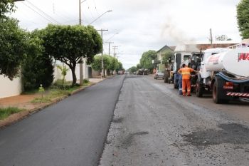 Prefeitura retoma obras de recapeamento e sinalização