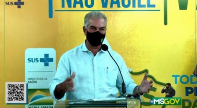 Em live, Reinaldo afirma que a pandemia não passou