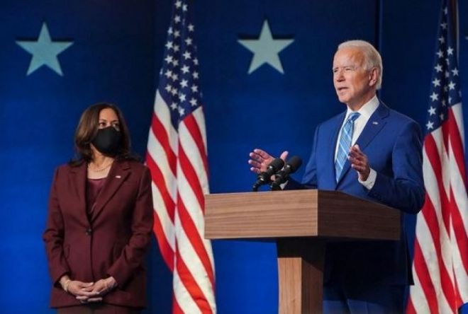 Joe Biden e Kamala Harris tomam posse no Capitólio