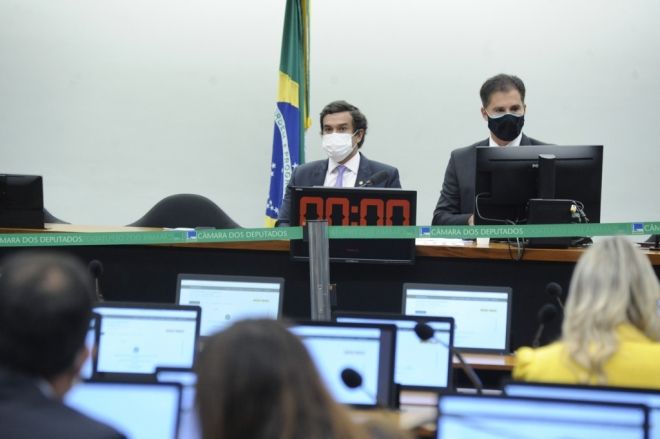 Deputado de Mato Grosso do Sul apresenta reestimativa do orçamento federal e tem aprovação de comissão
