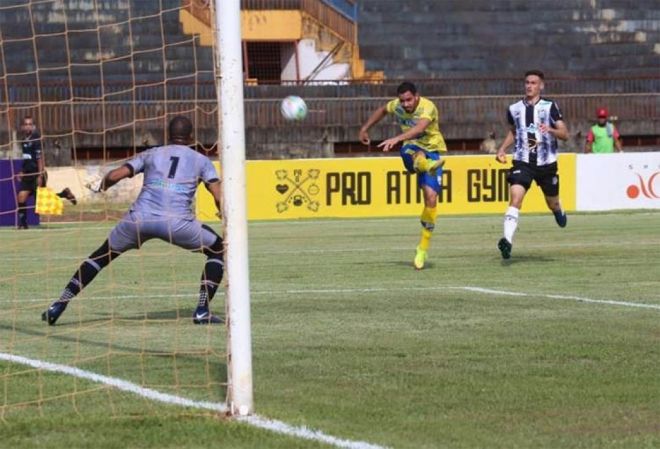 ColunaMarcoEus&eacute;bio