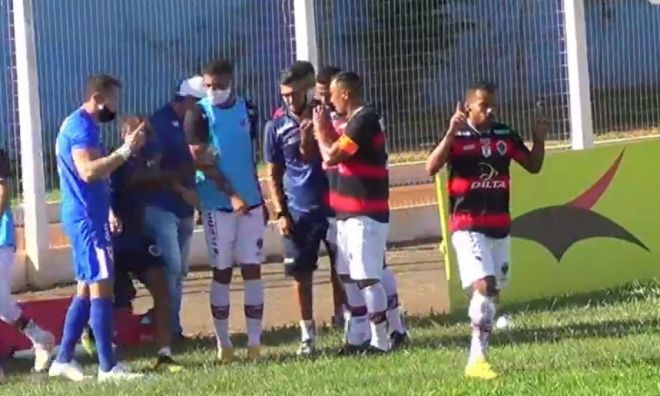 Novo &Aacute;guia Negra