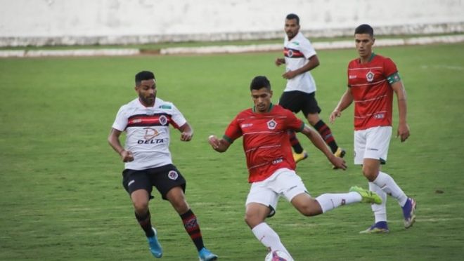 Boa Esporte &Aacute;guia Negra