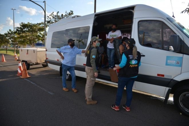 Agepan aborda mais de 300 veículos em operação especial