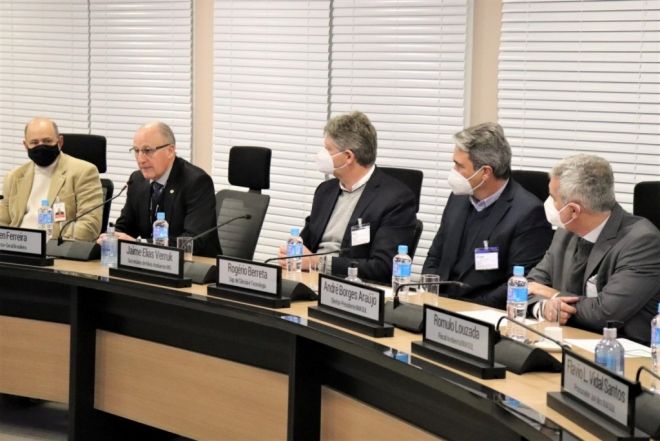 Parceria entre o Governo do Estado e Itaipu promove a conservação do solo em MS