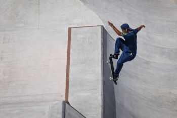 Kelvin Hoefler conquista primeira medalha olímpica do Brasil 